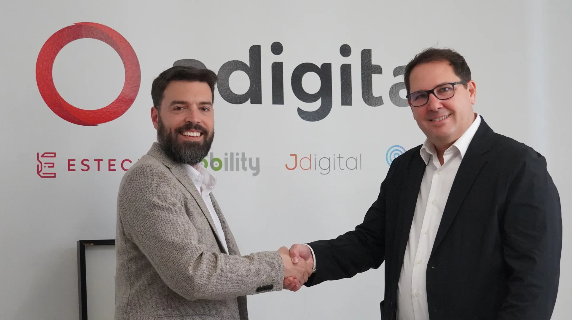 Adigital y Beauty Cluster unen fuerzas para impulsar la digitalización de la industria cosmética española
