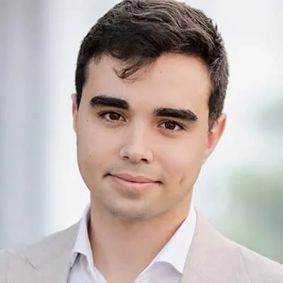 Roberto González