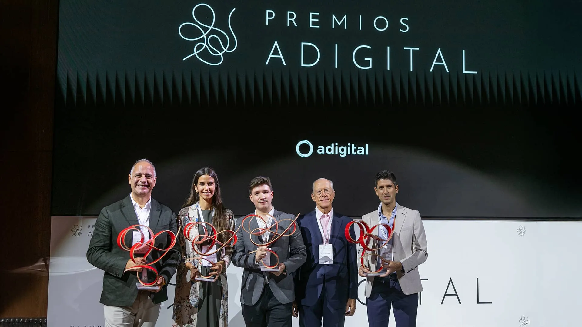 Maldita.es, Multiverse Computing, Ocean Ecostructures y TECSOS, ganadores de los Premios Adigital 2025
